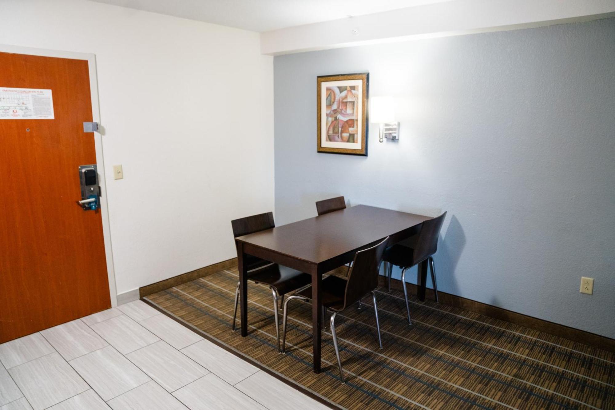Mainstay Suites Knoxville North I-75 Eksteriør billede